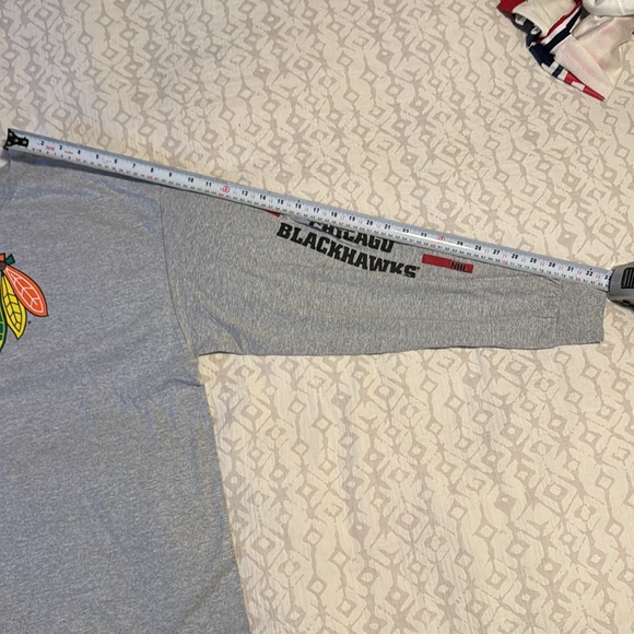 Chicago Blackhawk long sleeve T-shirt - Picture 5 of 6